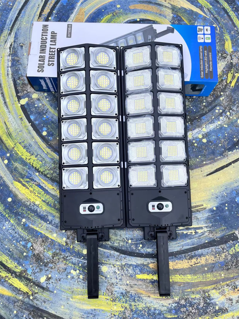 Commercial 720-LED solar light feature graphic showing the large LED array and integrated solar-powered outdoor design